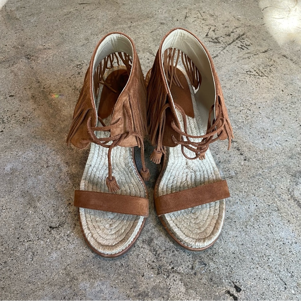 Fringed Suede Sandals - Brown